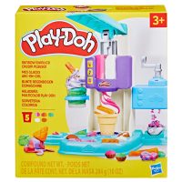 Play-Doh Sateenkaarikierrejäätelö leikkisetti