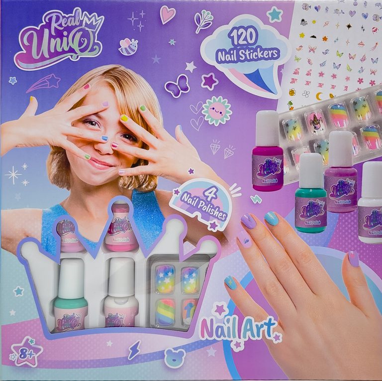 Real UniQ Nail Art -kynsilakat ja -tarrat
